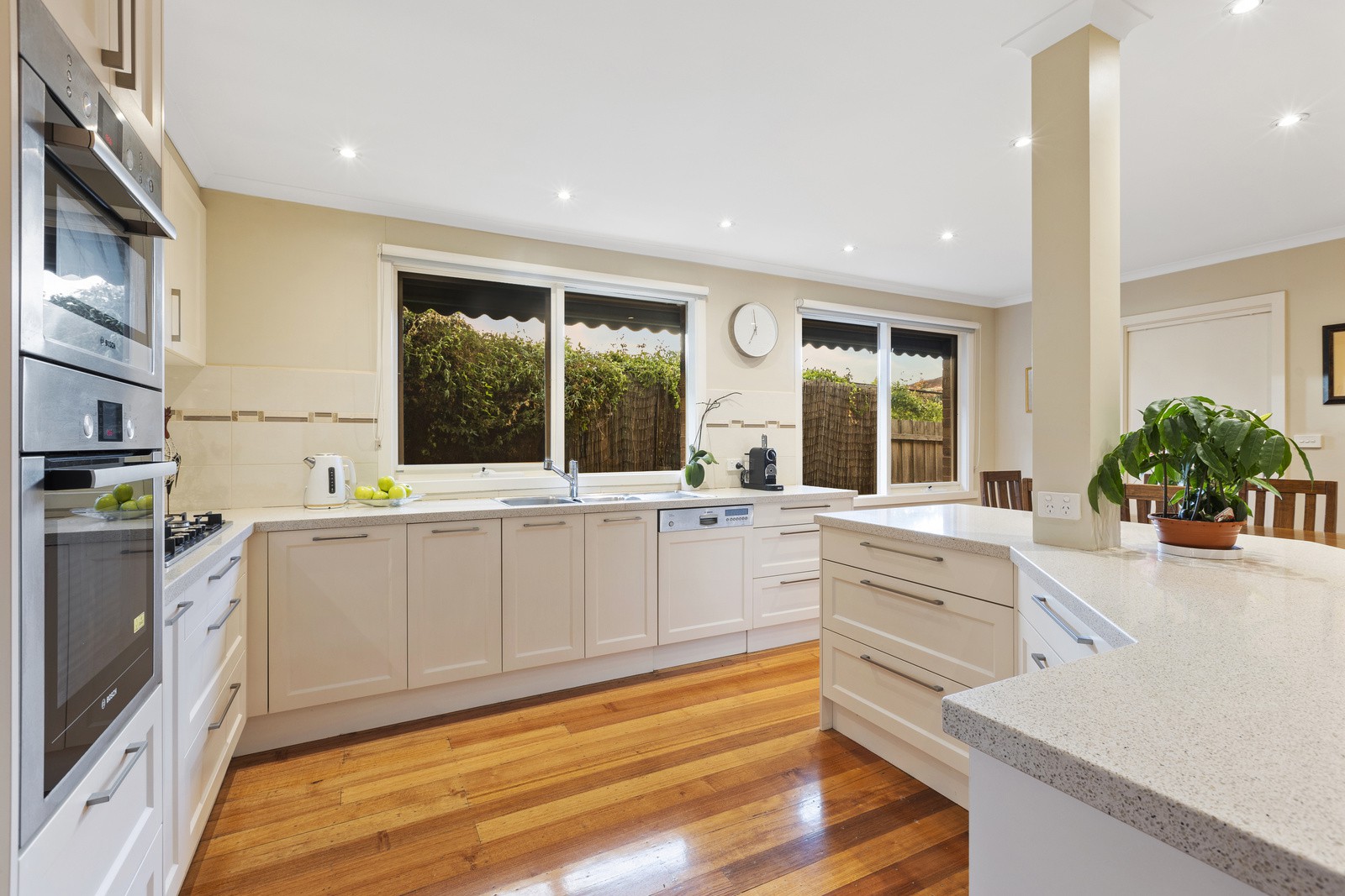 3 Chapman Boulevard, Glen Waverley, VIC 3150, Glen Waverley - Thumbnail 4
