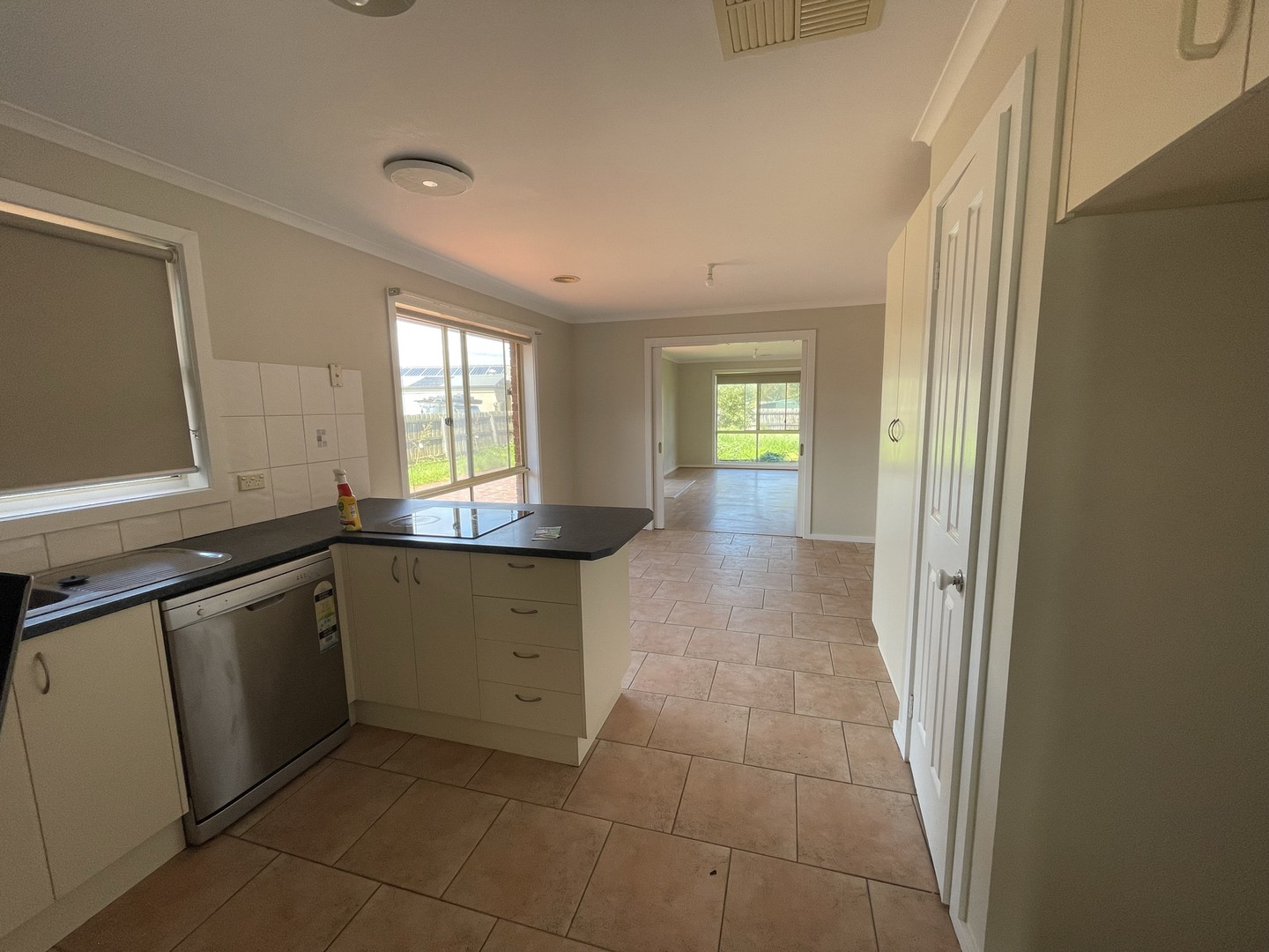 3 Chappell CourtSunbury, VIC 3429  - Leased, Sunbury - Thumbnail 4