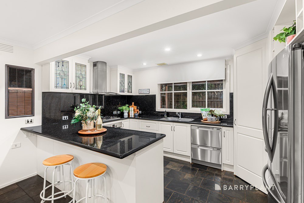 3 Cloverlea Drive, Wantirna, VIC 3152, Wantirna - Thumbnail 3