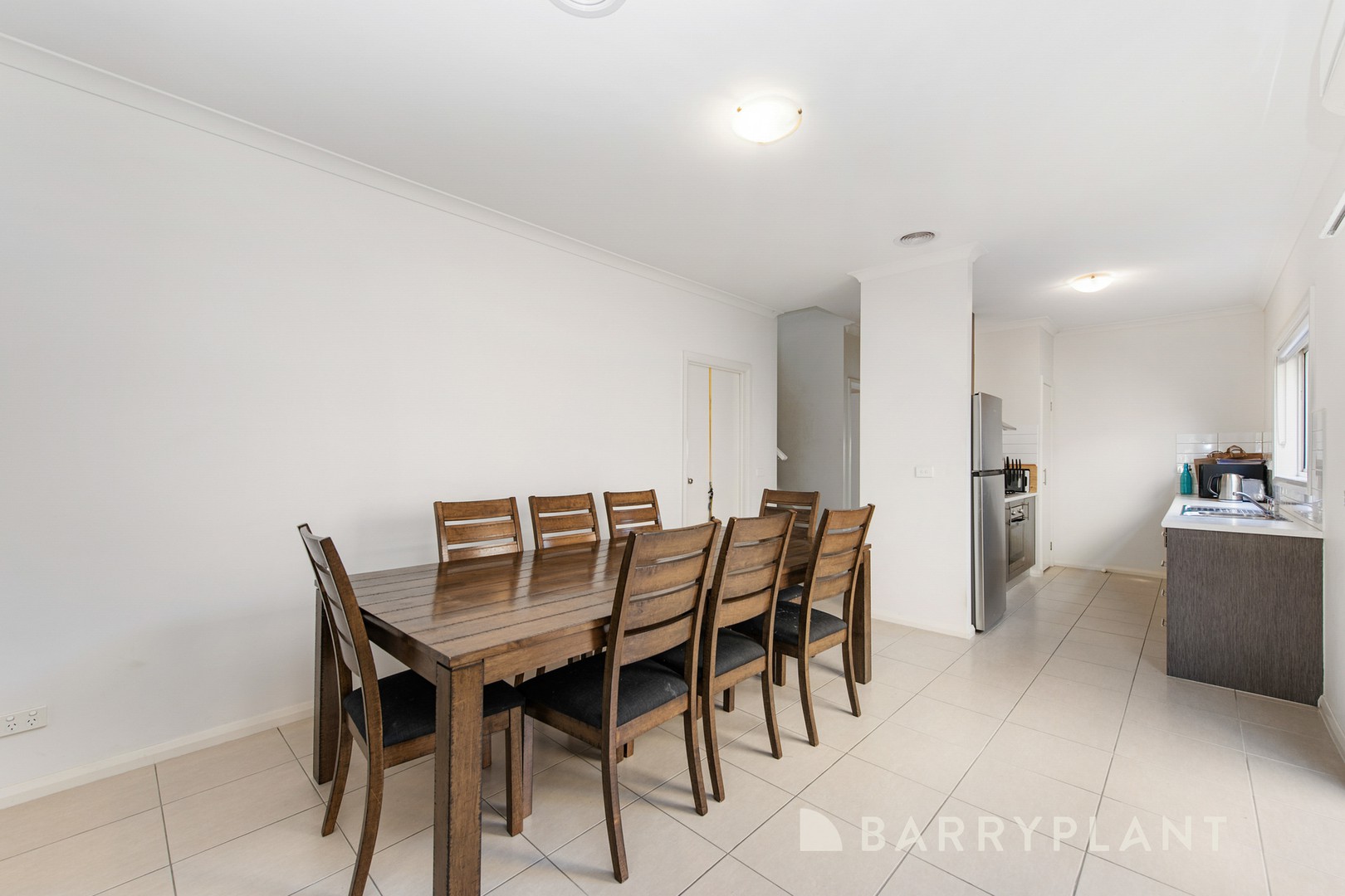 3 Corboy Close, Point Cook, VIC 3030, Point Cook - Thumbnail 3