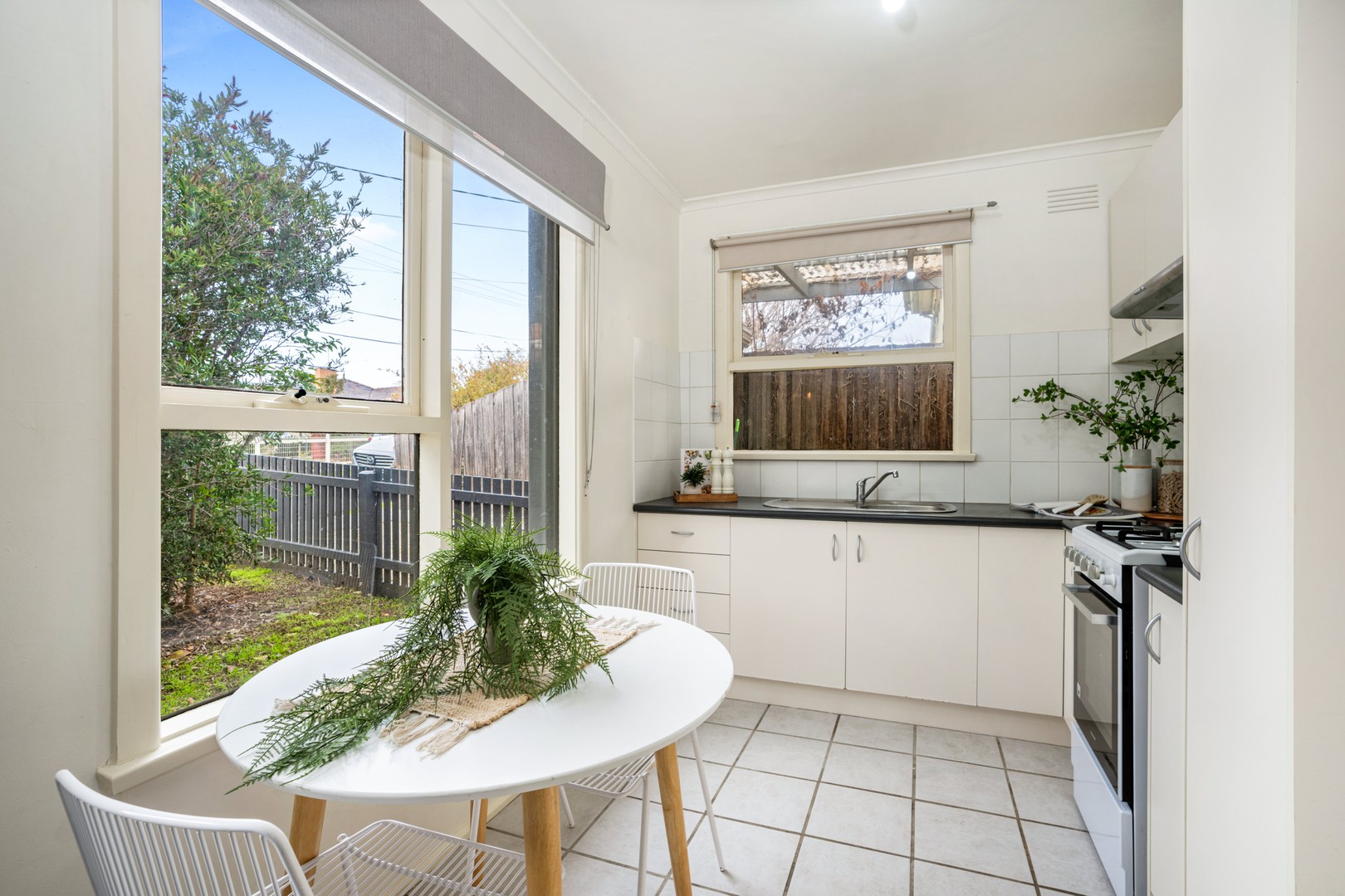 3 Coxon Parade, North Geelong, VIC 3215, North Geelong - Thumbnail 3
