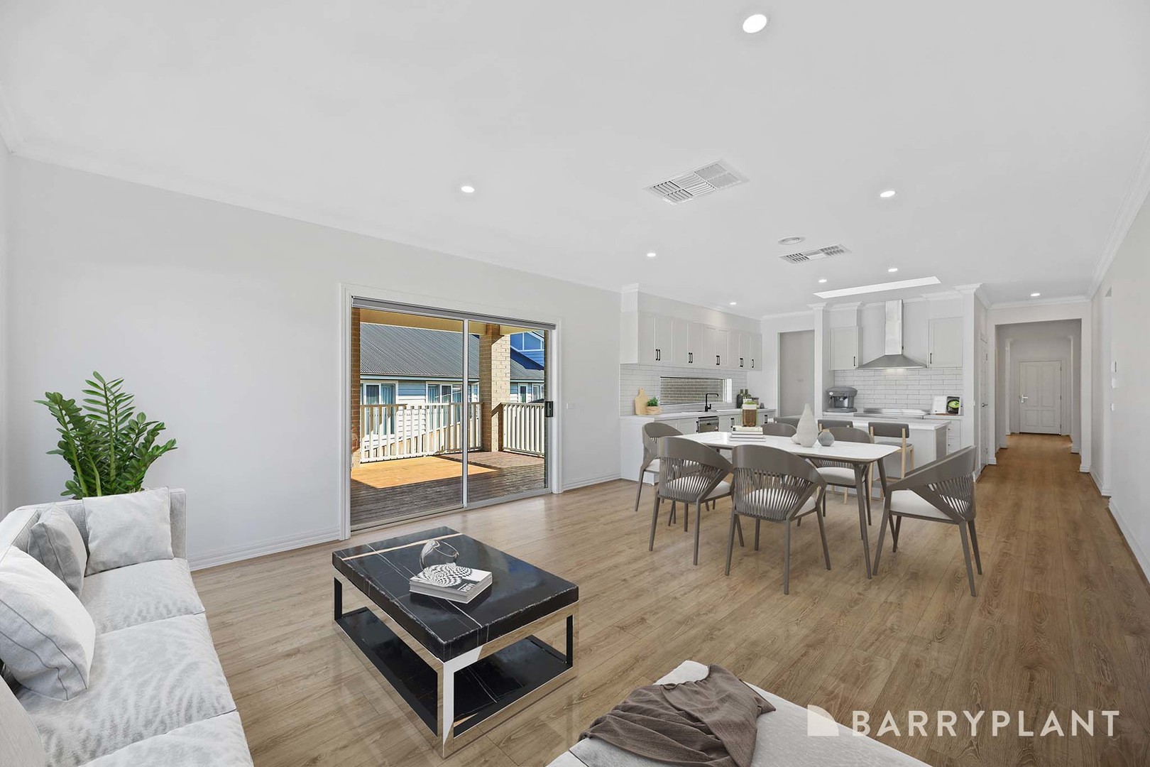 3 Currawong Close, Neerim South, VIC 3831 - Thumbnail 2 - 04/11/2025