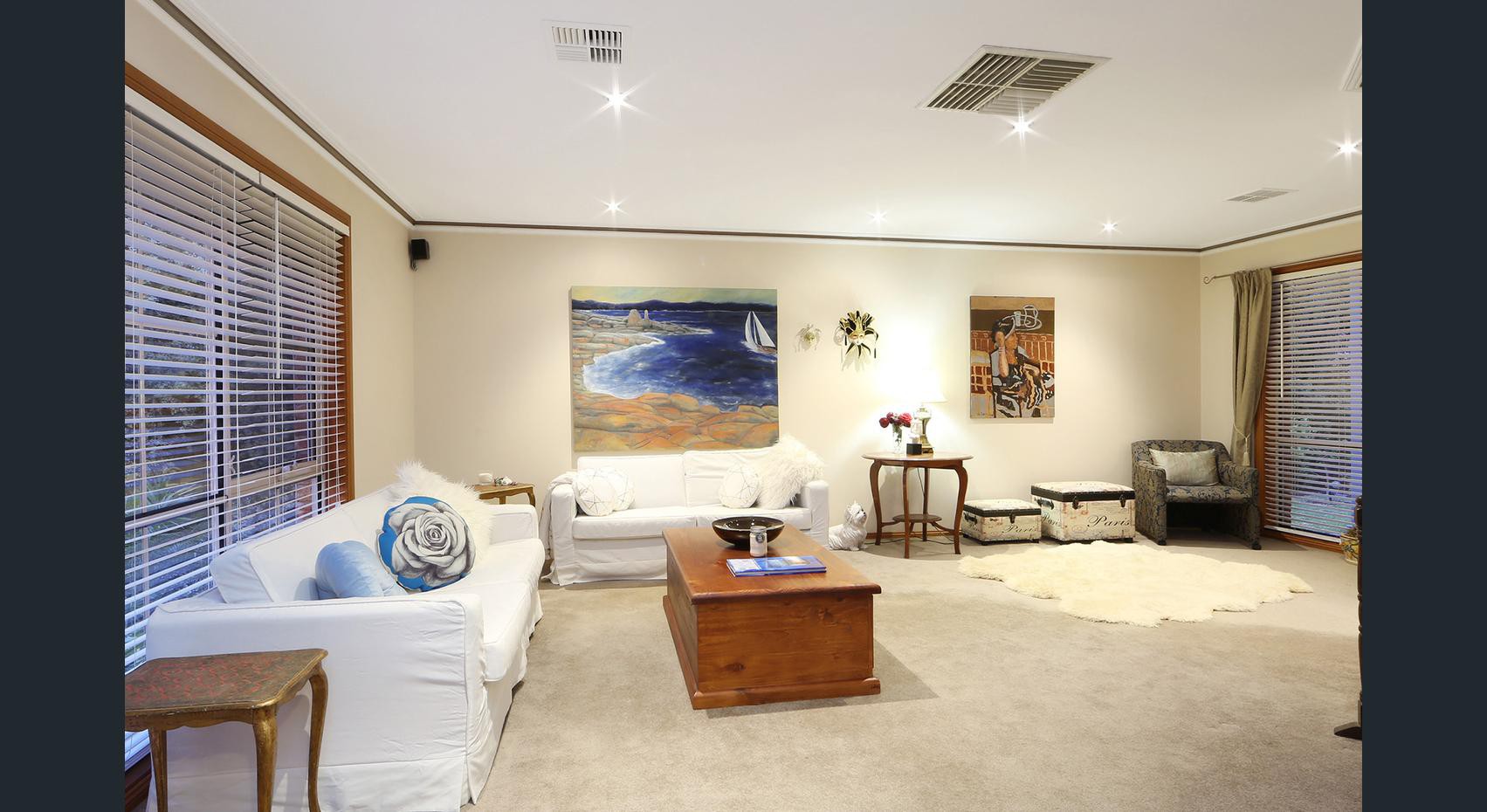 3 Dana Court, Rowville, VIC 3178, Rowville - Thumbnail 2