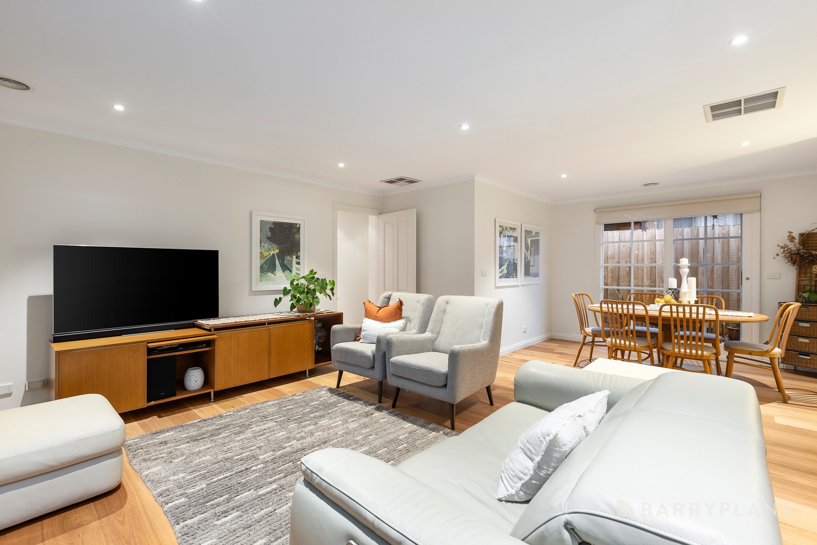 3 Debbie Court, Dingley Village, VIC 3172, Dingley Village - Thumbnail 3