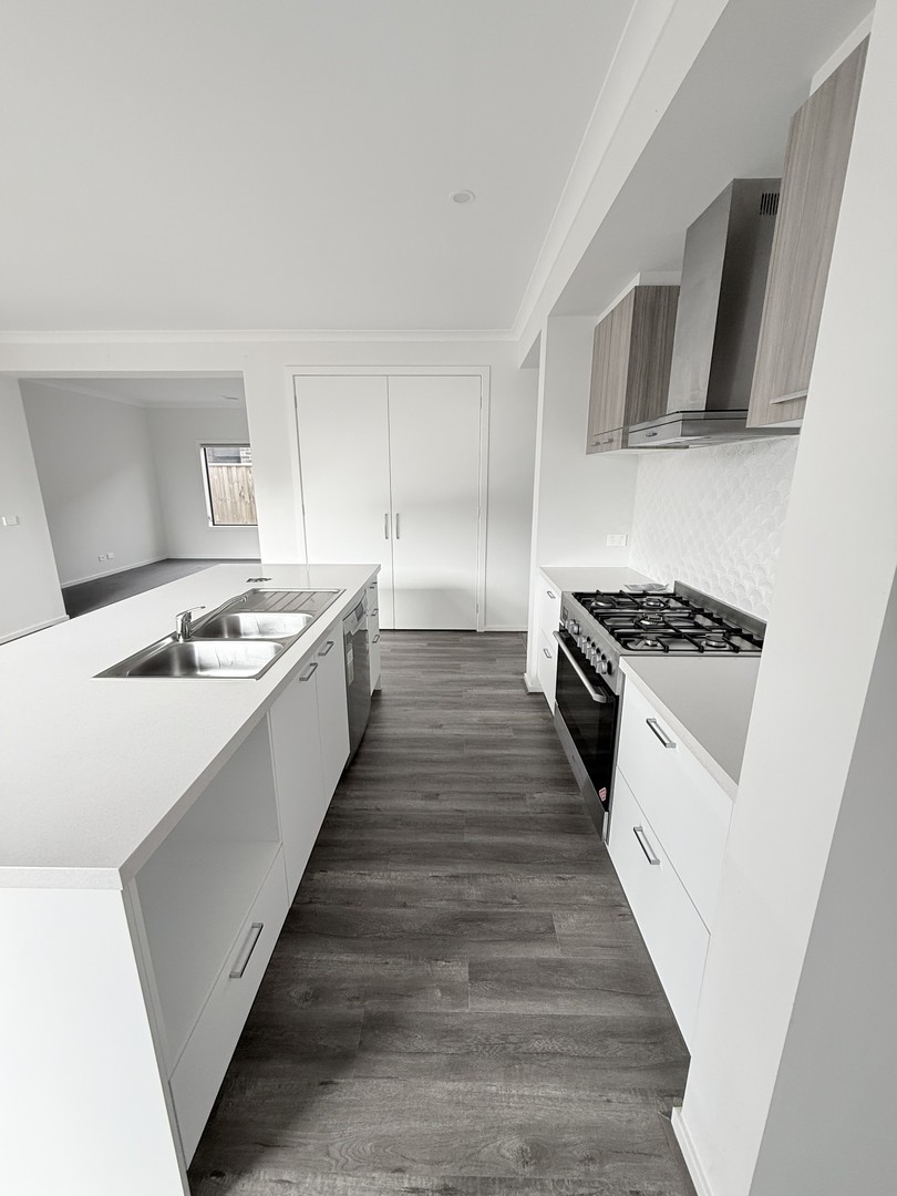 3 Demesne DriveDonnybrook, vic 3064  - Leased, Donnybrook - Thumbnail 6