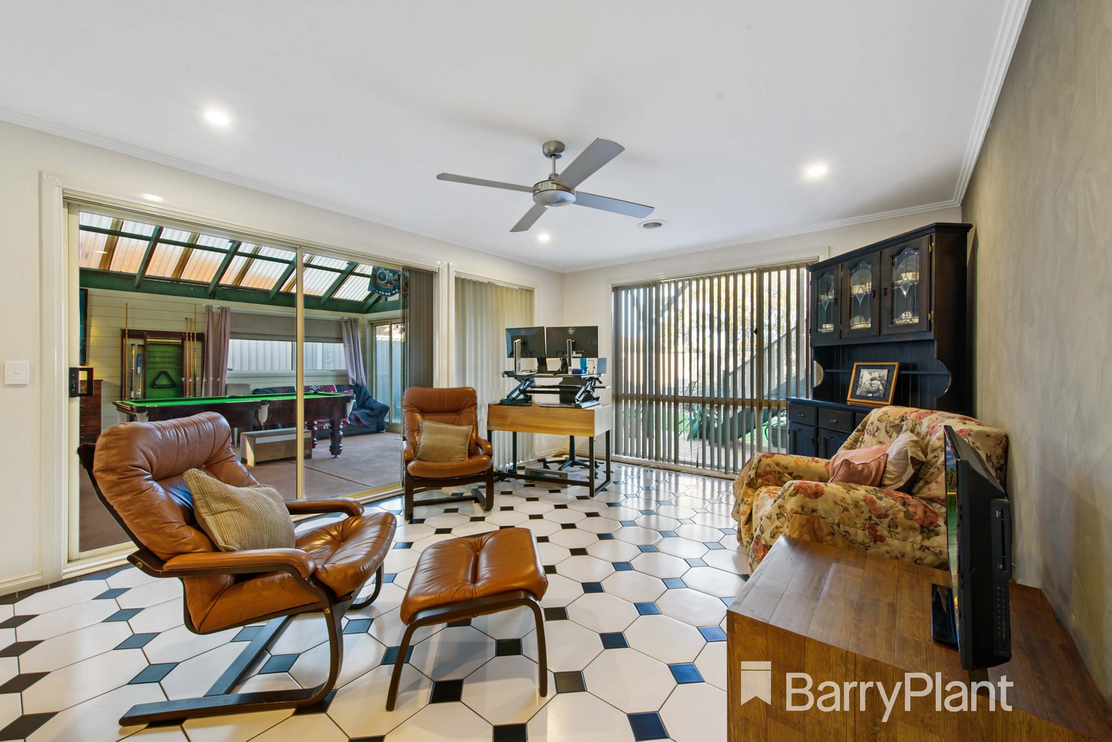 3 Dequin Court, Werribee, VIC 3030, Werribee - Thumbnail 3