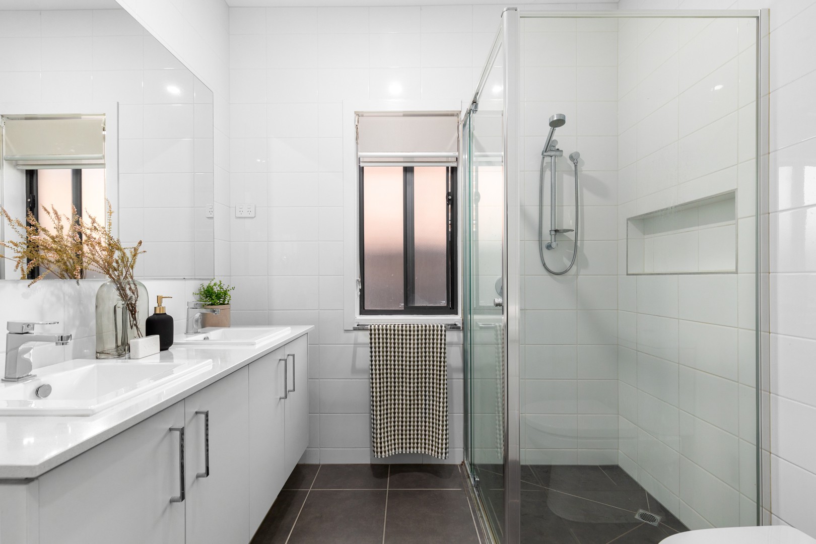 3 Devoe Road, Point Cook, VIC 3030, Point Cook - Thumbnail 4