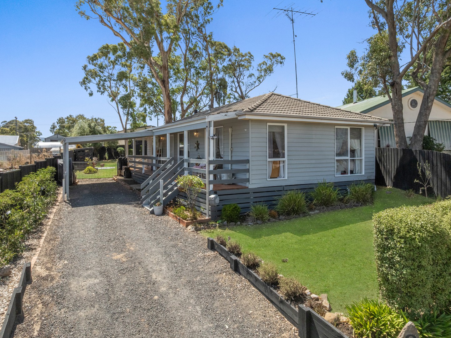 3 Donaldson Drive, Broadford, VIC 3658