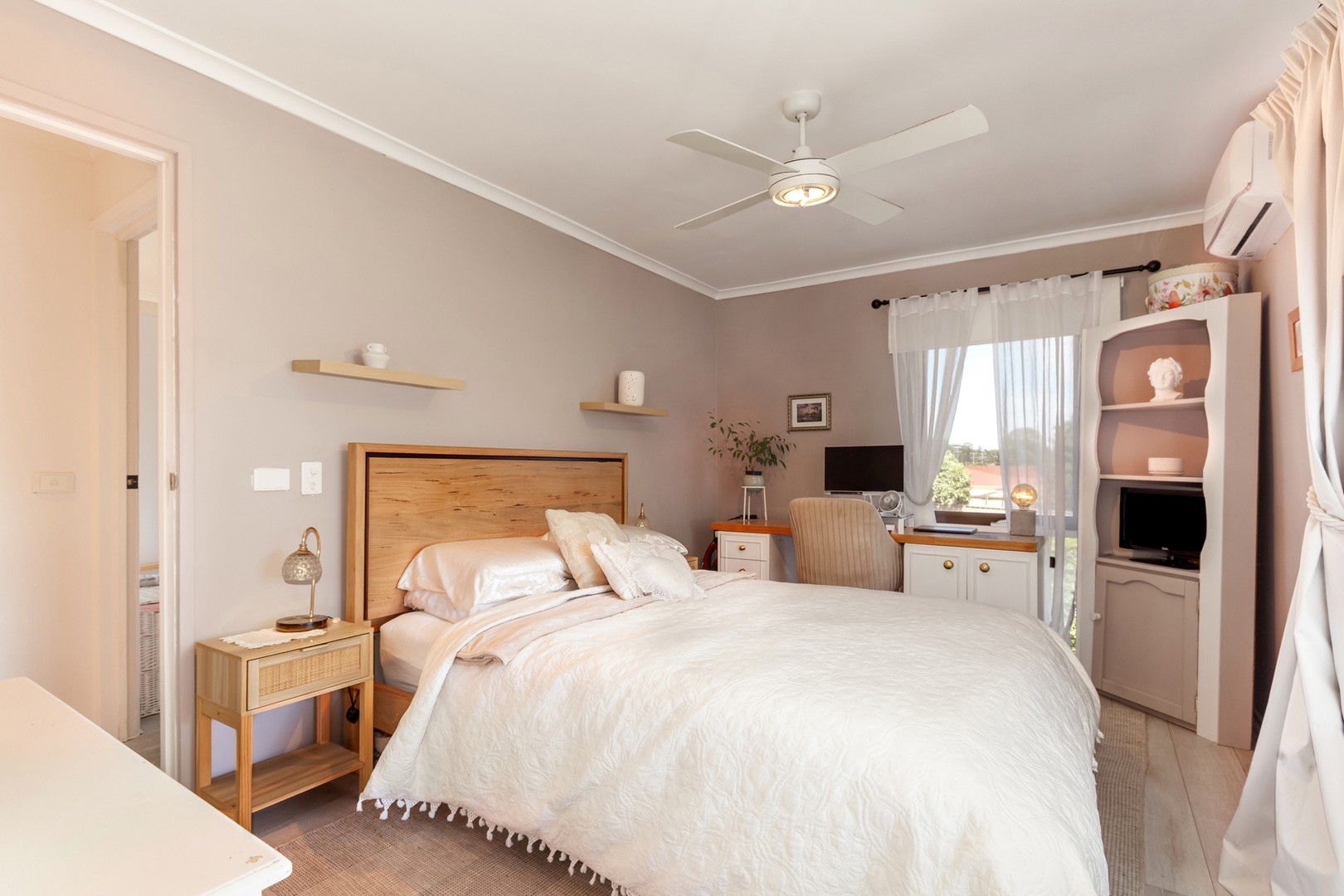 3 Donaldson Drive, Broadford, VIC 3658, Broadford - Thumbnail 2