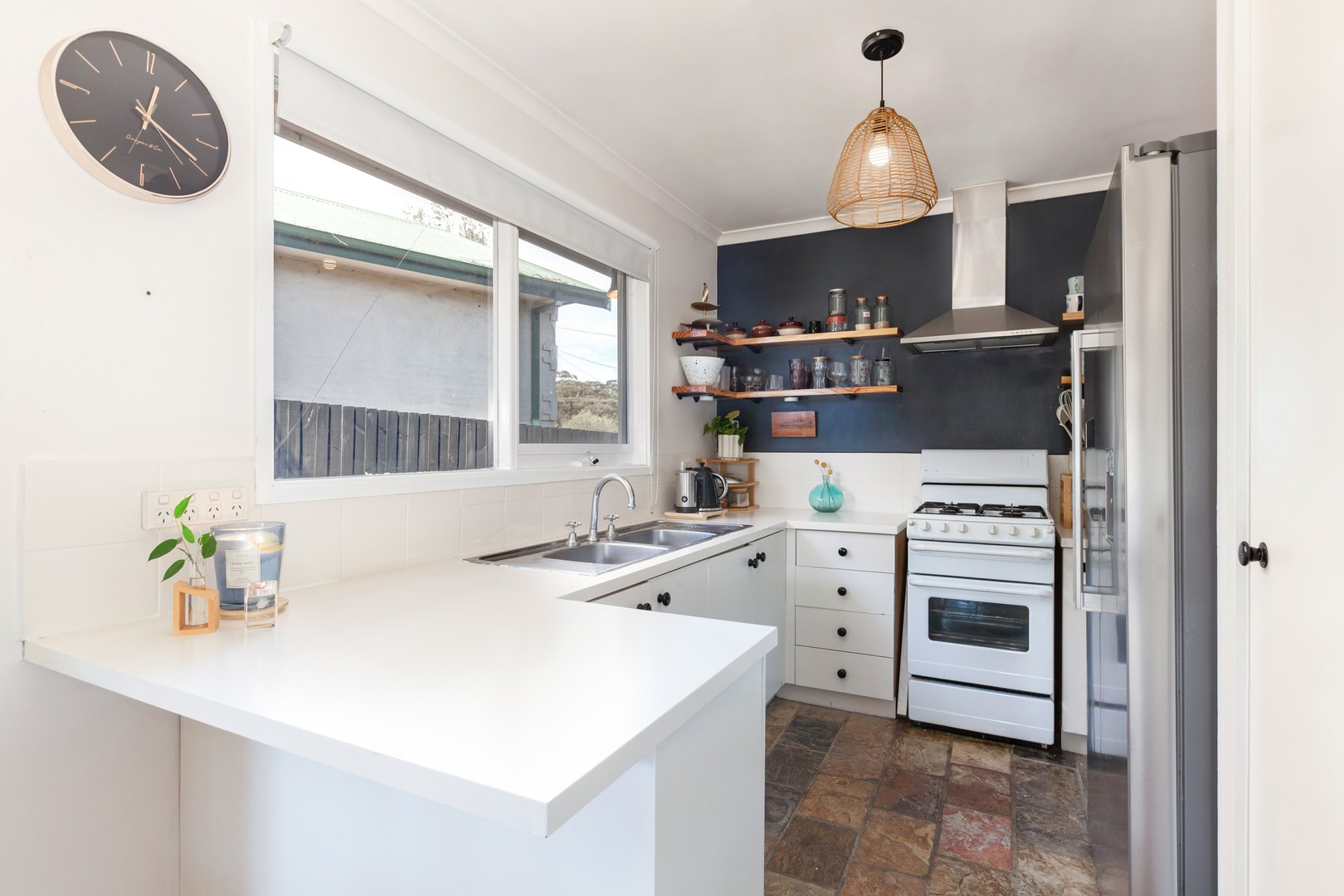3 Donaldson Drive, Broadford, VIC 3658, Broadford - Thumbnail 5