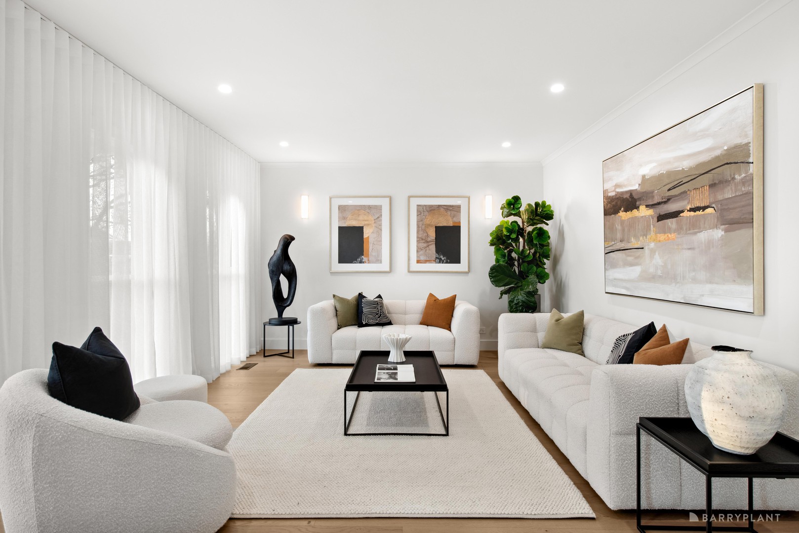 3 Dove Court, Templestowe Lower, VIC 3107 - Thumbnail 2 - 07/03/2025