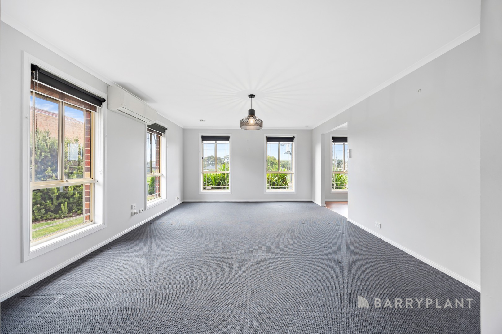 3 Ealing Avenue, Wendouree, VIC 3355, Wendouree - Thumbnail 2