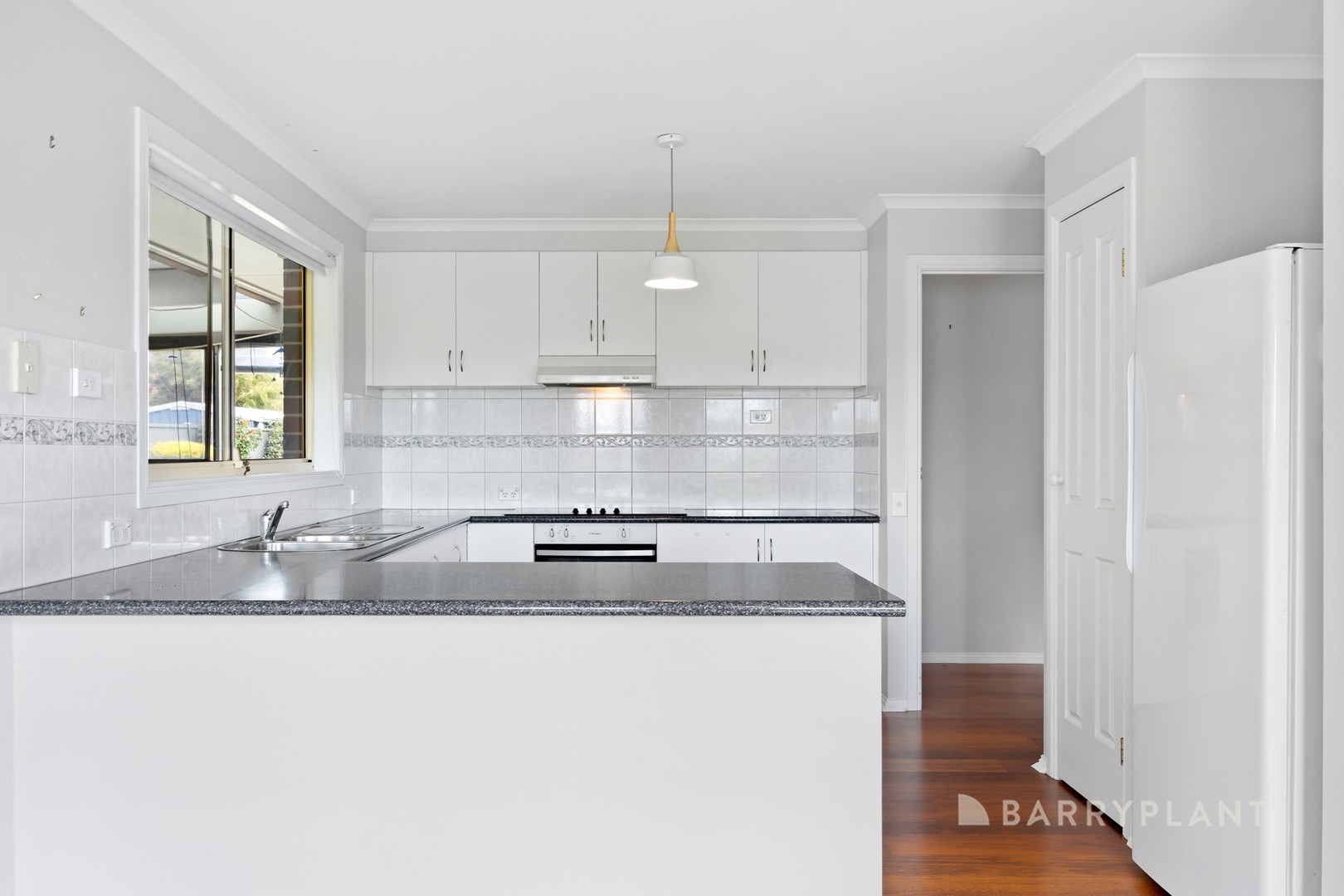 3 Ealing Avenue, Wendouree, VIC 3355, Wendouree - Thumbnail 7