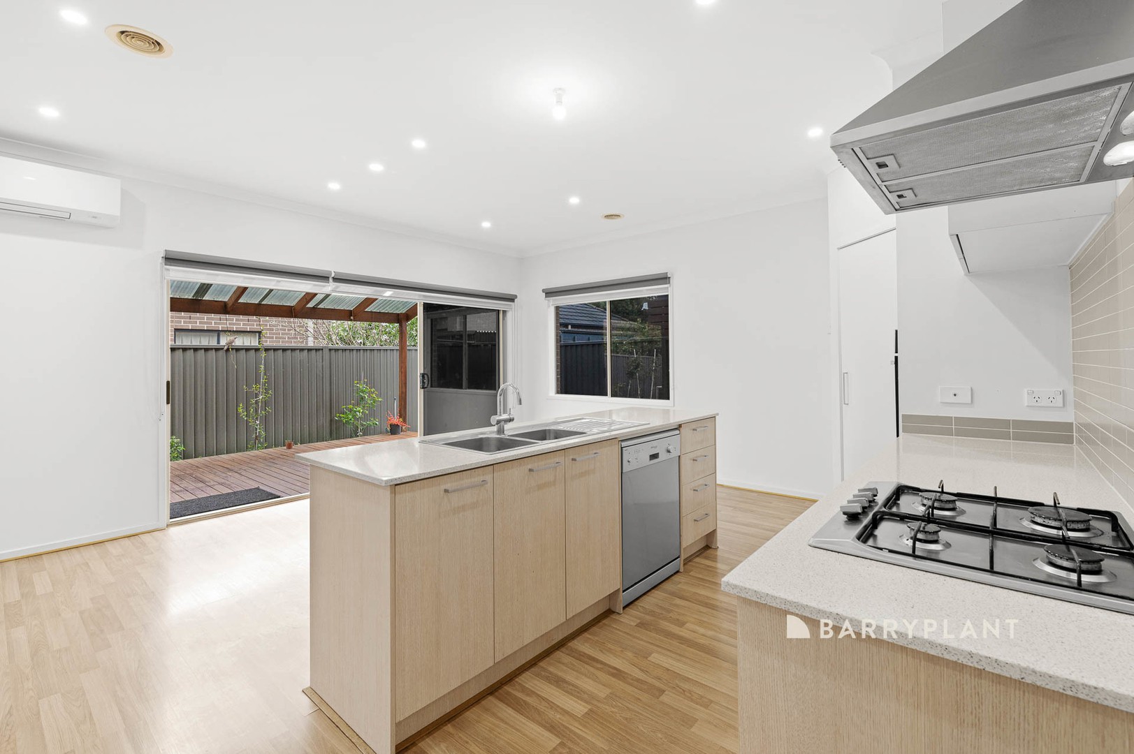 3 Edgeware Close, Pakenham, VIC 3810, Pakenham - Thumbnail 6