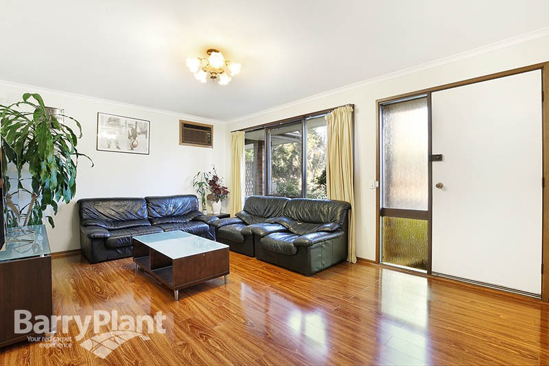 3 Edgewood Court, Wantirna South, VIC 3152, Wantirna South - Thumbnail 2