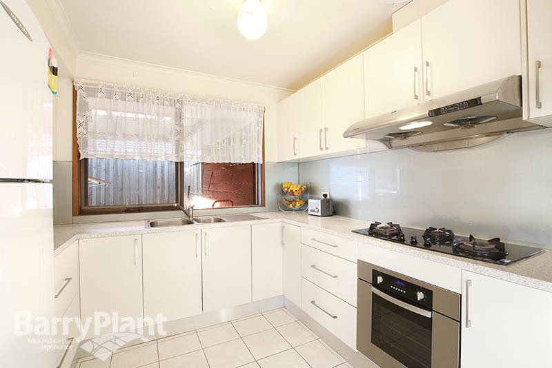 3 Edgewood Court, Wantirna South, VIC 3152, Wantirna South - Thumbnail 4