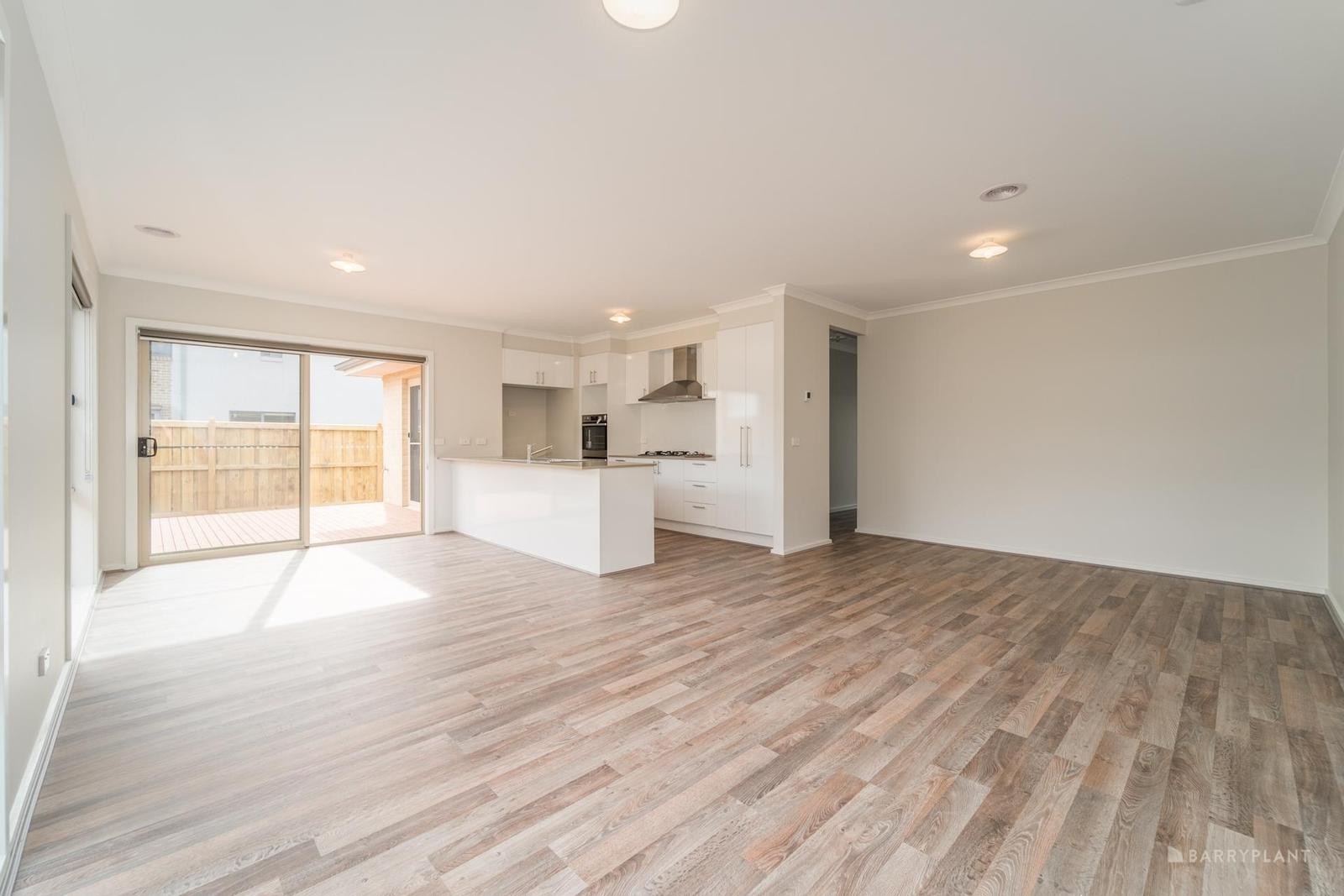 3 Elland Road, Clyde North, VIC 3978, Clyde North - Thumbnail 2