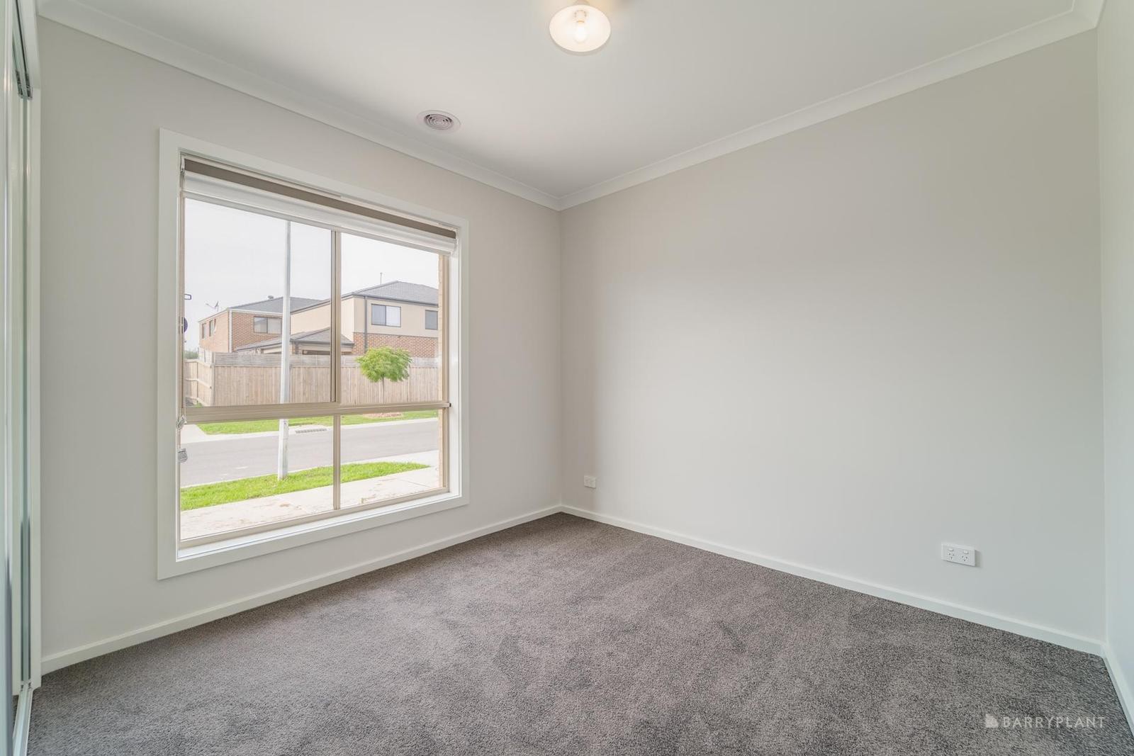 3 Elland Road, Clyde North, VIC 3978, Clyde North - Thumbnail 8