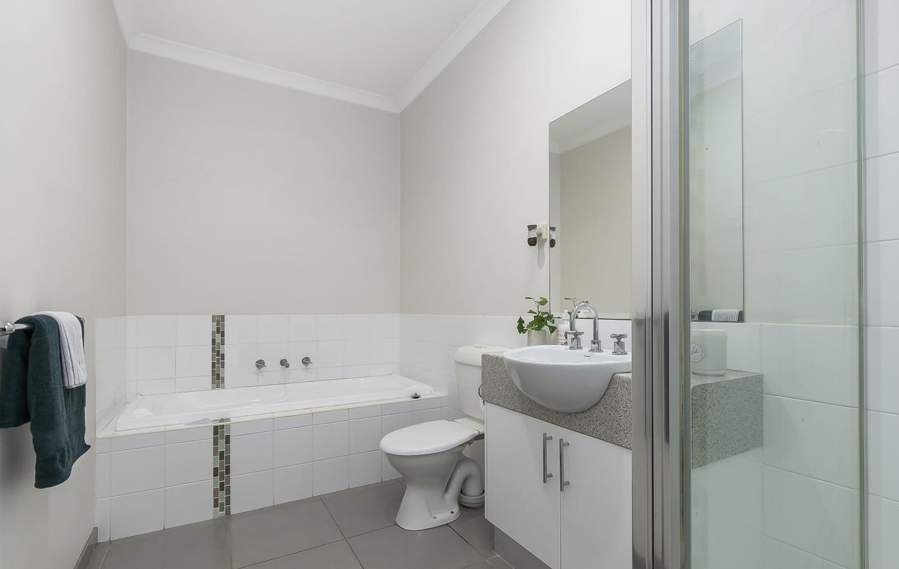 3 Ensby Street, East Geelong, VIC 3219, East Geelong - Thumbnail 3
