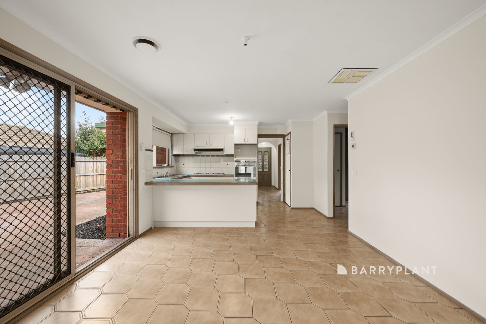 3 Estella Court, Narre Warren, VIC 3805, Narre Warren - Thumbnail 6