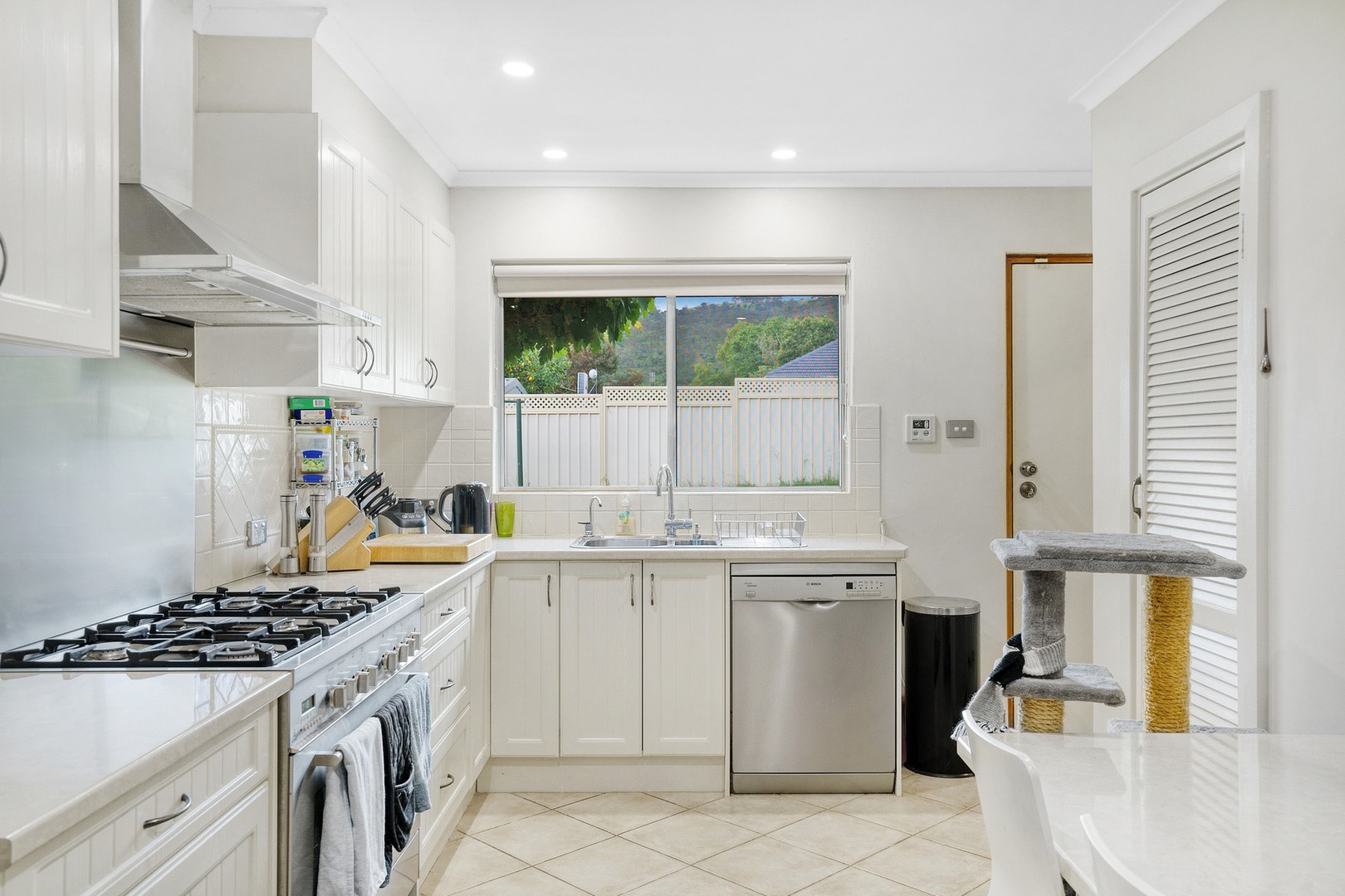 3 Everest AvenueAthelstone, SA 5076, Athelstone - Thumbnail 2