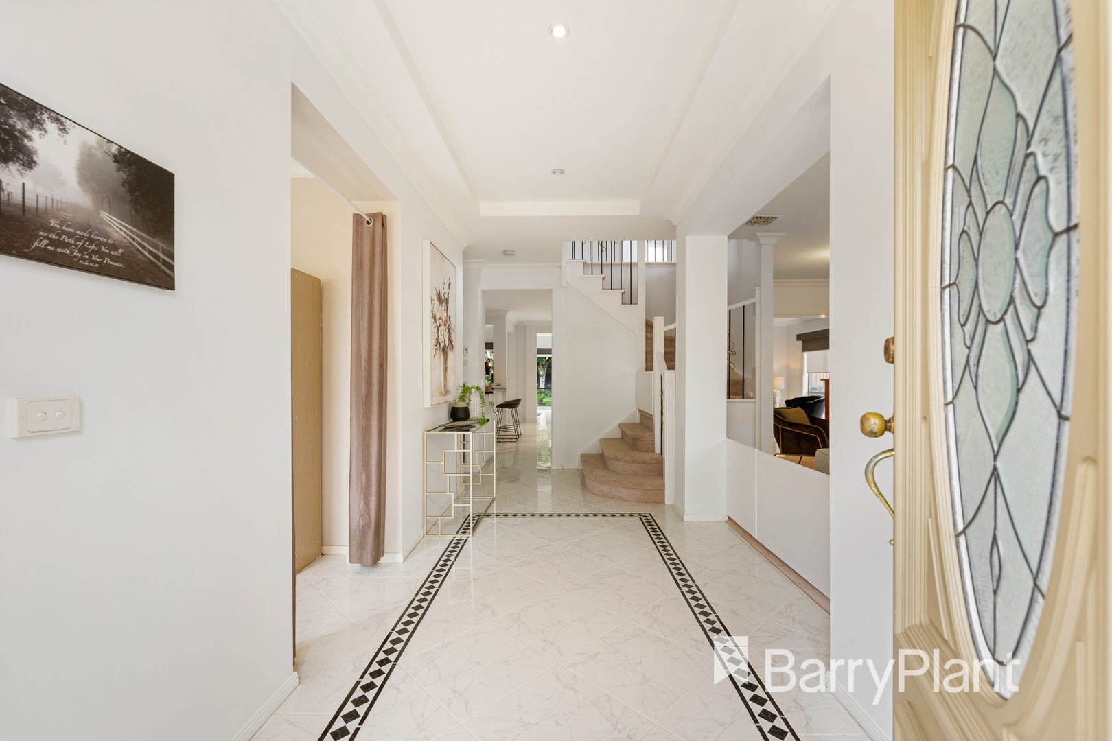 3 Fairhaven Crescent, Hoppers Crossing, VIC 3029, Hoppers Crossing - Thumbnail 2