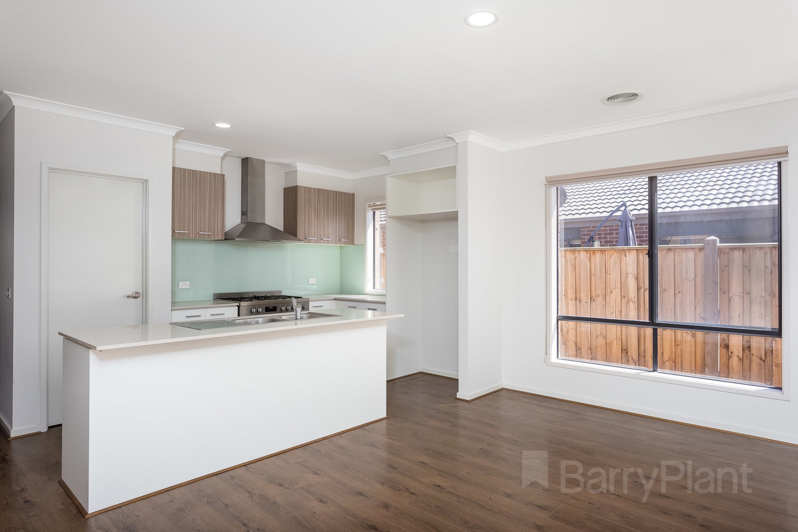 3 Fairwater Drive, Point Cook, VIC 3030, Point Cook - Thumbnail 3