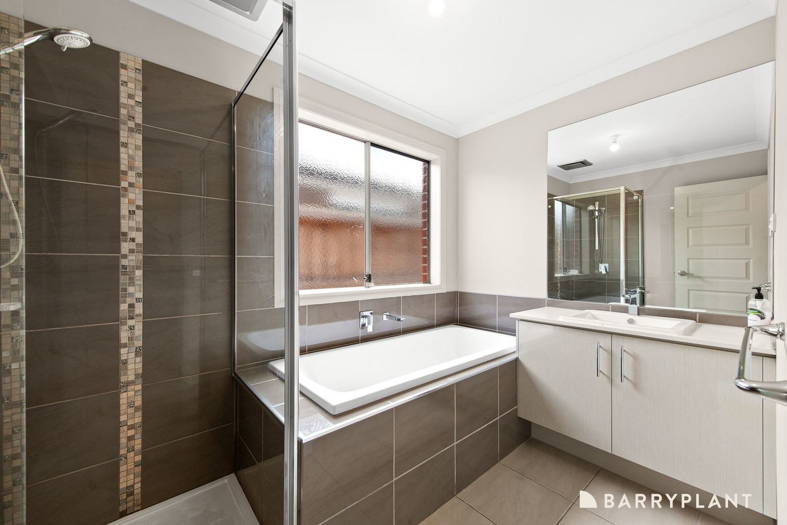 3 Fairywren Street, Pakenham, VIC 3810, Pakenham - Thumbnail 6