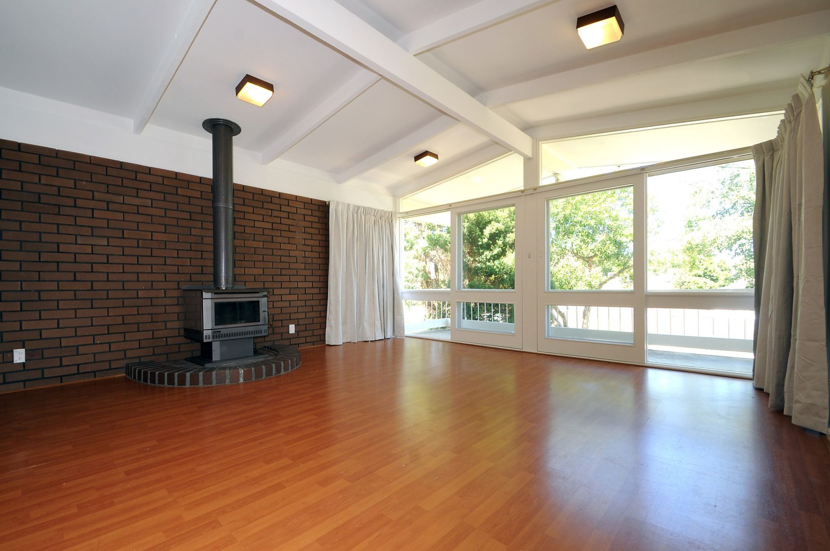 3 Fingal Dr, Frankston, VIC 3199, Frankston - Thumbnail 2