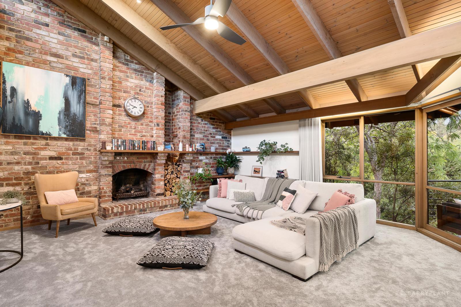 3 Fiona Court, Eltham, VIC 3095 - Thumbnail 2 - 21/02/2025