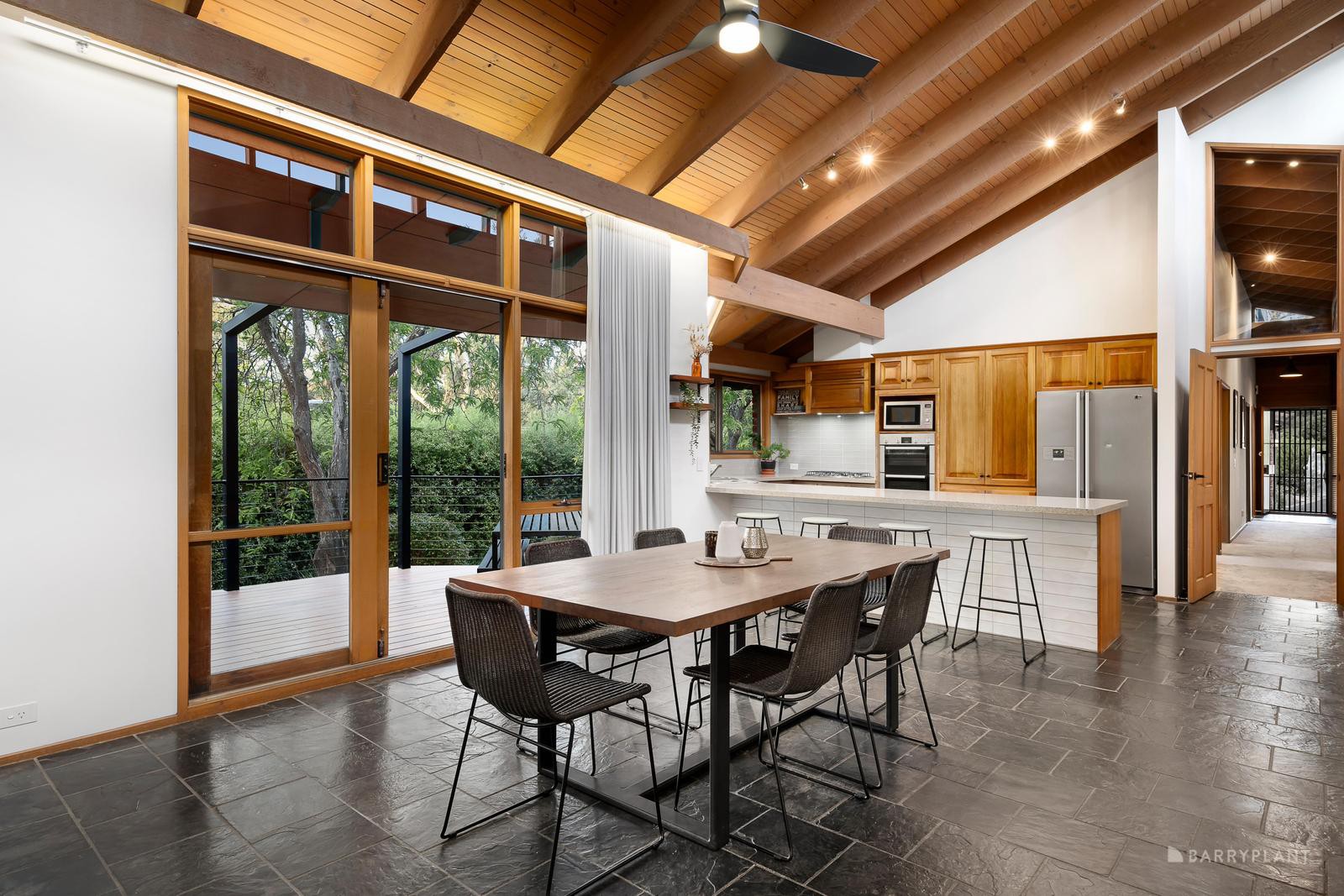 3 Fiona Court, Eltham, VIC 3095, Eltham - Thumbnail 4
