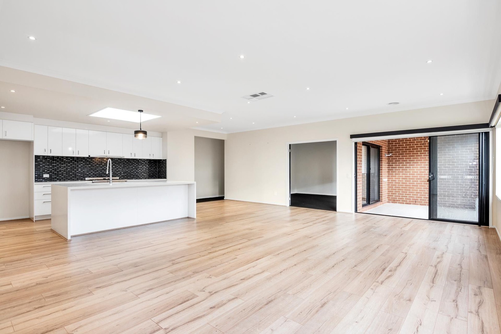 3 Foymount Cr, Highton, VIC 3216 - Thumbnail 2 - 16/01/2026