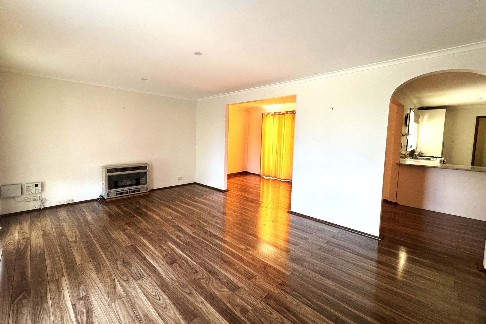 3 Friar Place, Melton West, VIC 3337 - Thumbnail 1 - 09/04/2025