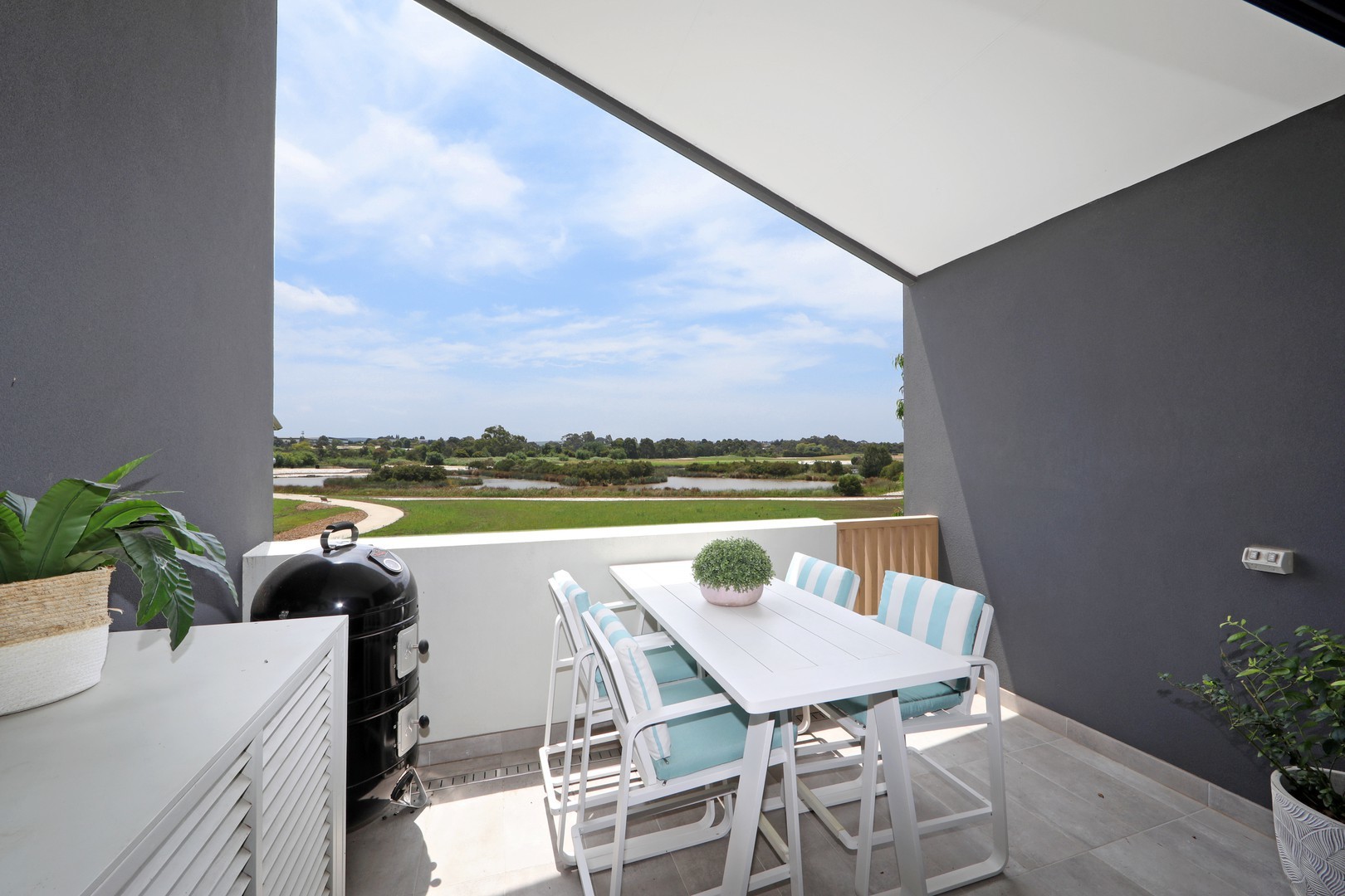 3 Gahnia Walk, Rowville, VIC 3178 - Thumbnail 2 - 01/04/2025