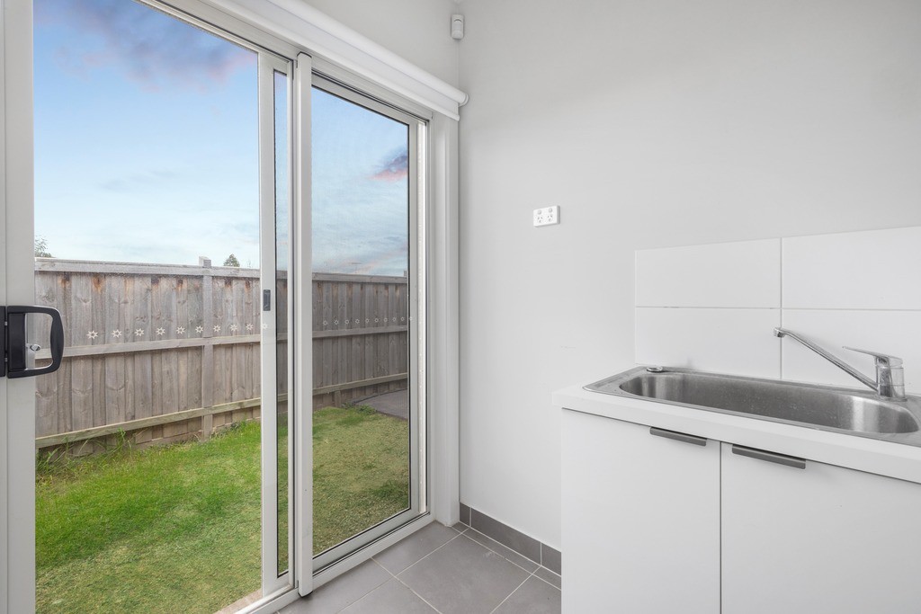 3 Gapstow Chase, Point Cook, VIC 3030, Point Cook - Thumbnail 3