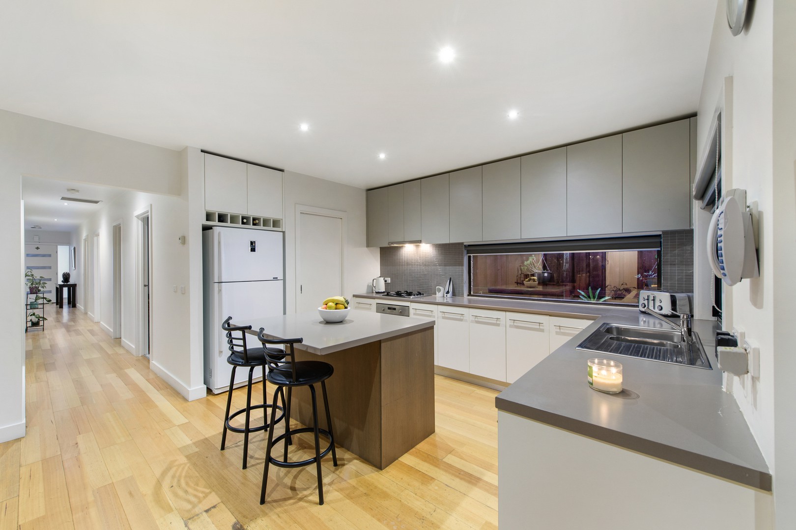 3 Garnet Way, Taylors Hill, VIC 3037, Taylors Hill - Thumbnail 7