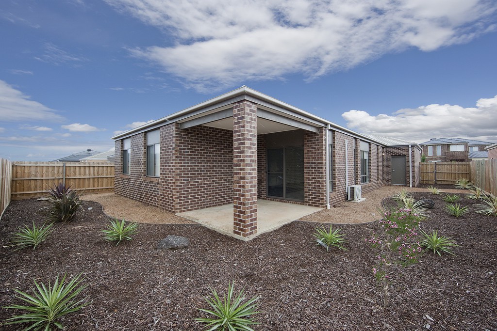 3 Glider Street, Point Cook, VIC 3030, Point Cook - Thumbnail 4