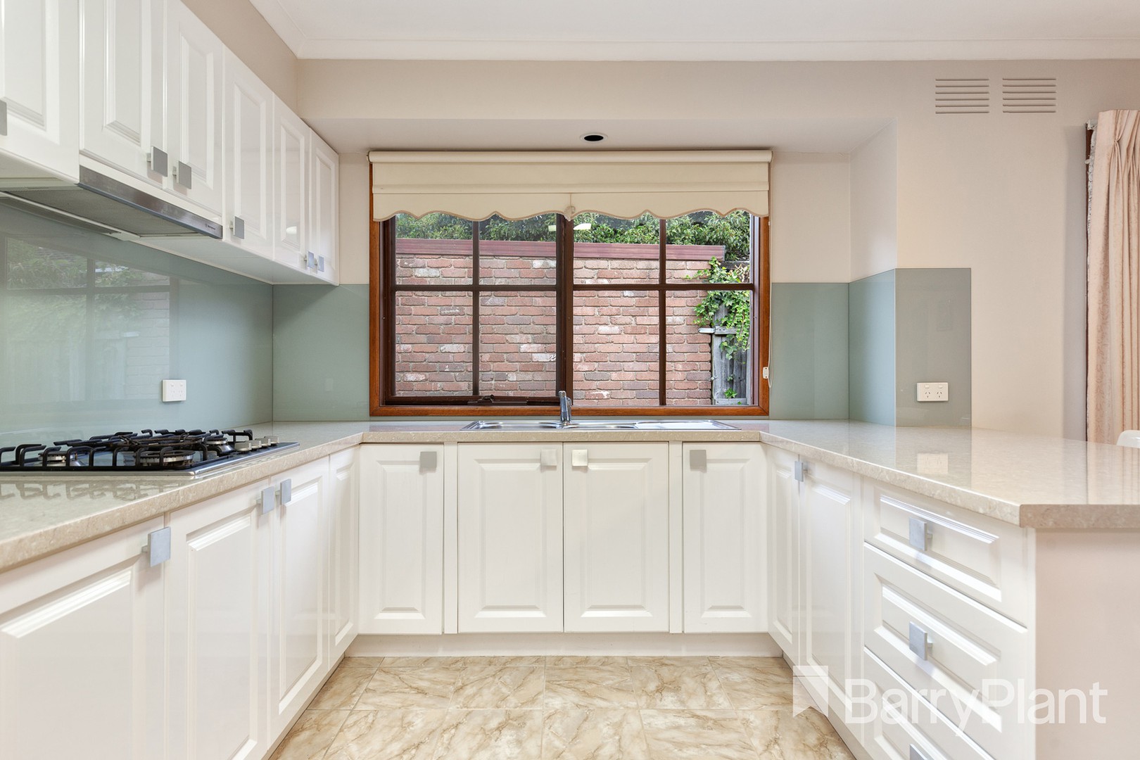 3 Grove End Road, Endeavour Hills, VIC 3802, Endeavour Hills - Thumbnail 3