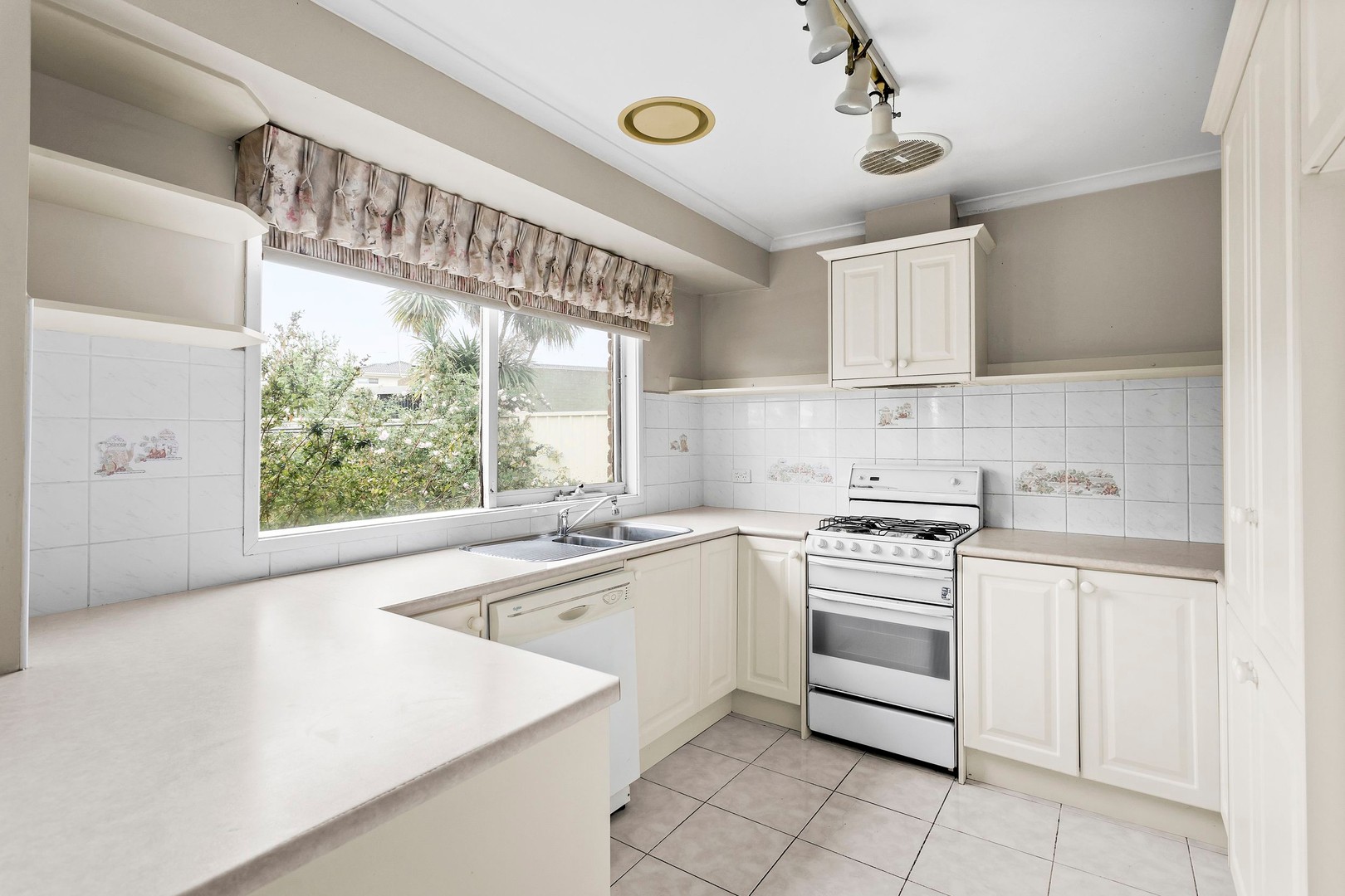 3 Haig Place, Attwood, VIC 3049, Attwood - Thumbnail 4