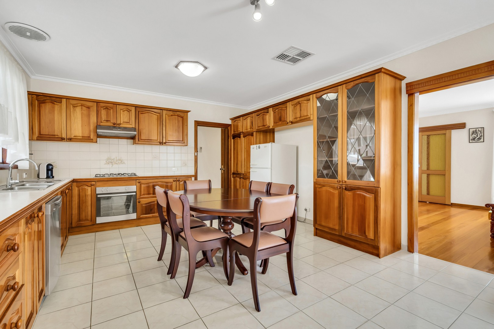 3 Halsey Street, Reservoir, VIC 3073, Reservoir - Thumbnail 3