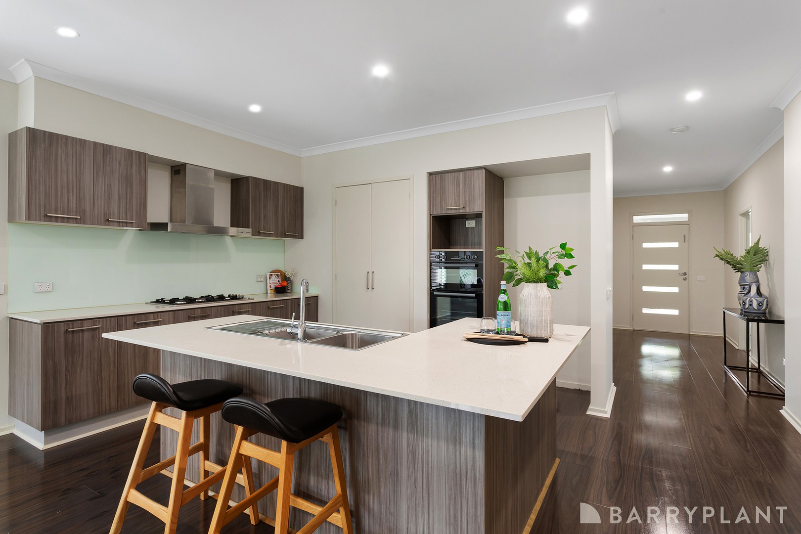 3 Harriers Street, Mernda, VIC 3754 - Thumbnail 2 - 19/12/2023