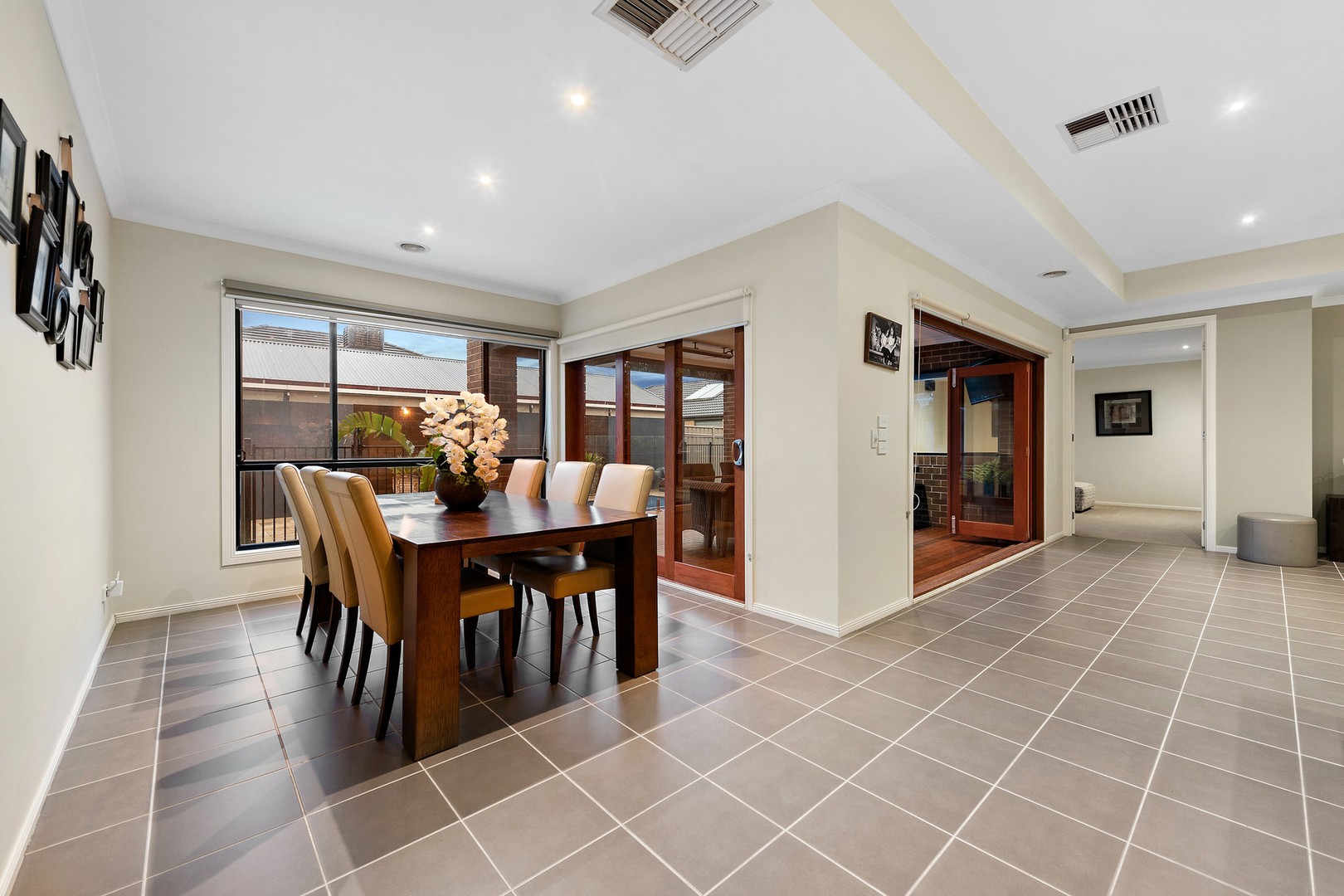 3 Hascombe Drive, Caroline Springs, VIC 3023, Caroline Springs - Thumbnail 5
