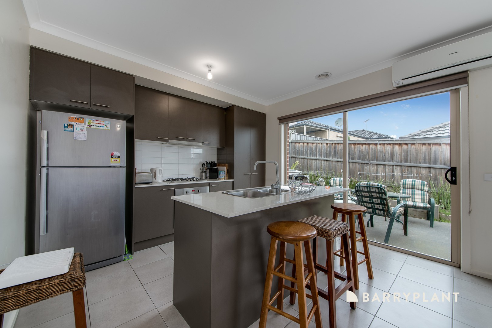 3 Hayden Grove, Pakenham, VIC 3810, Pakenham - Thumbnail 2