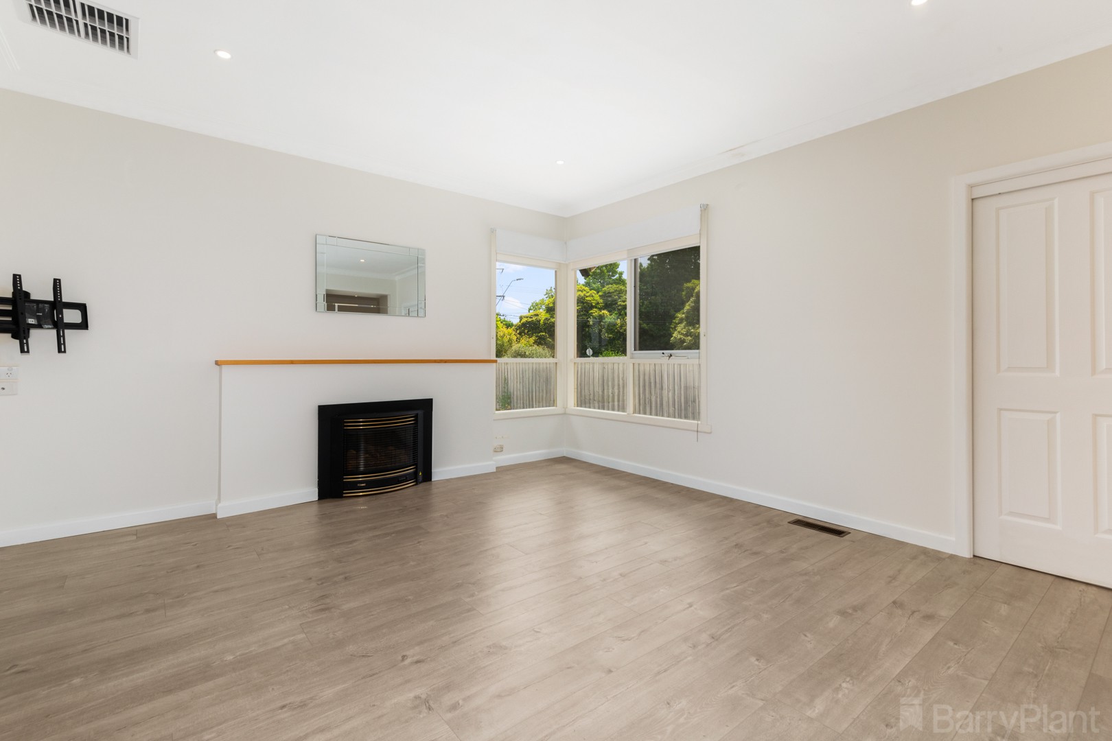 3 Heathmont Road, Ringwood, VIC 3134, Ringwood - Thumbnail 2