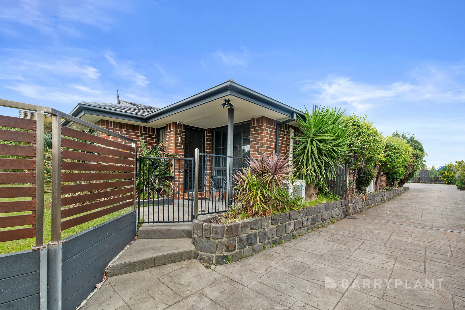 3 Hedgeley Drive, Berwick, VIC 3806, Berwick - Thumbnail 2