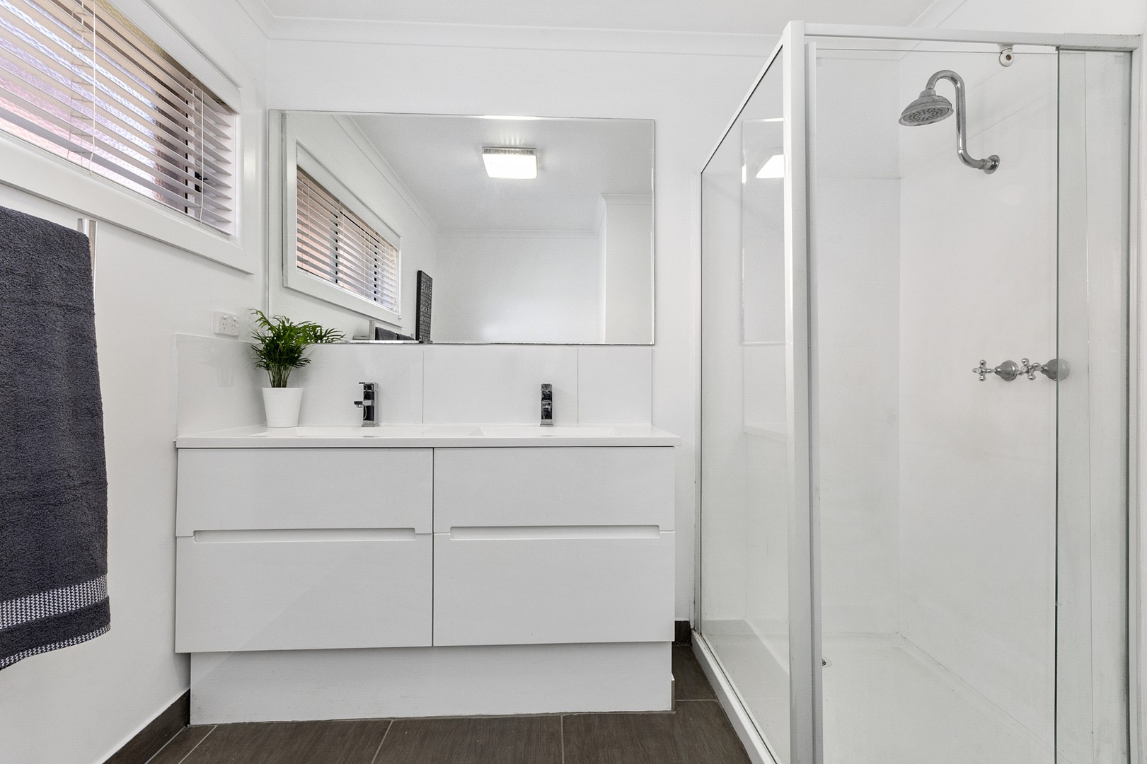3 Heytesbury  Street, Herne Hill, VIC 3218, Herne Hill - Thumbnail 6