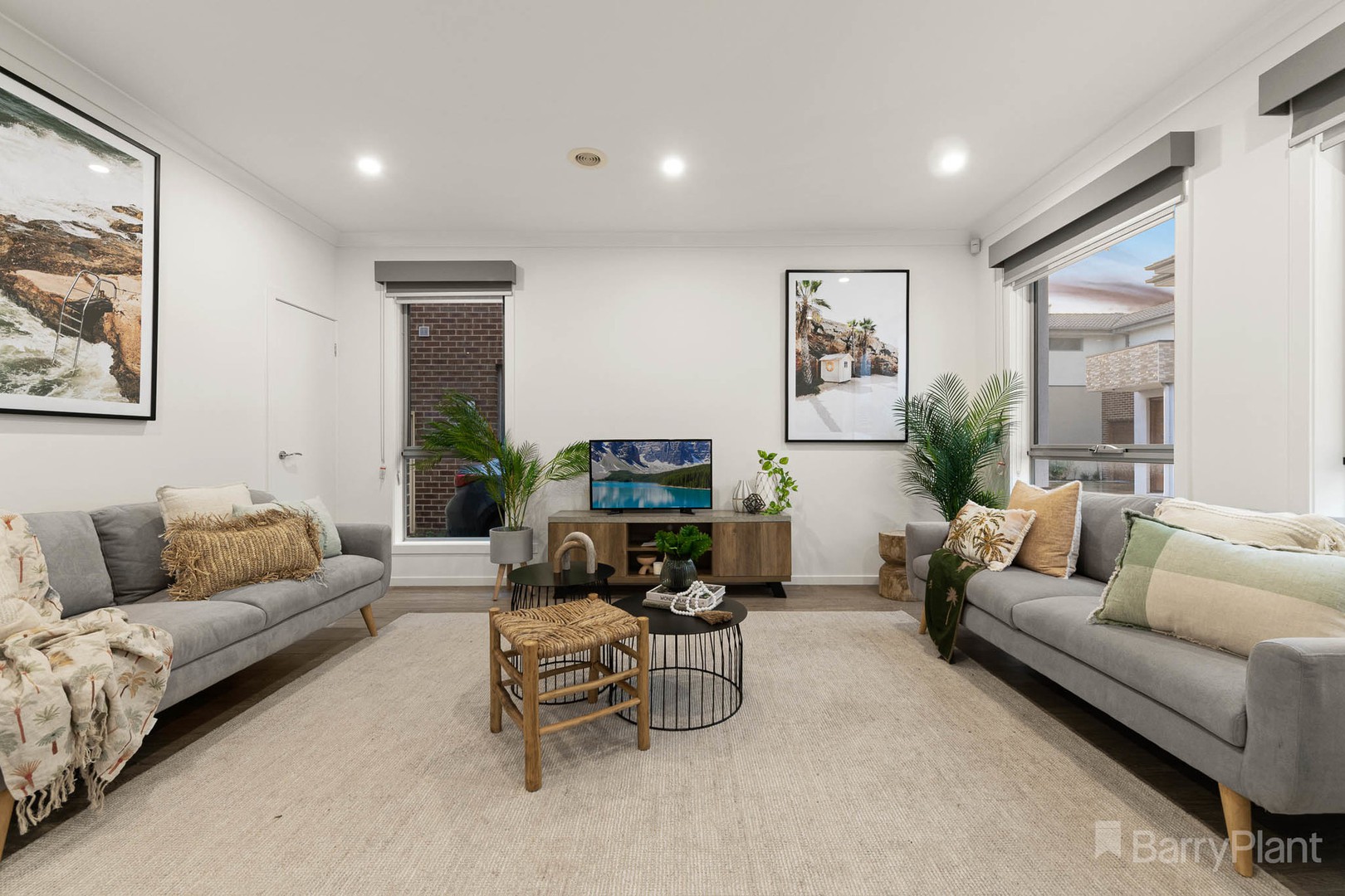 3 Higgins Court, Pakenham, VIC 3810, Pakenham - Thumbnail 2