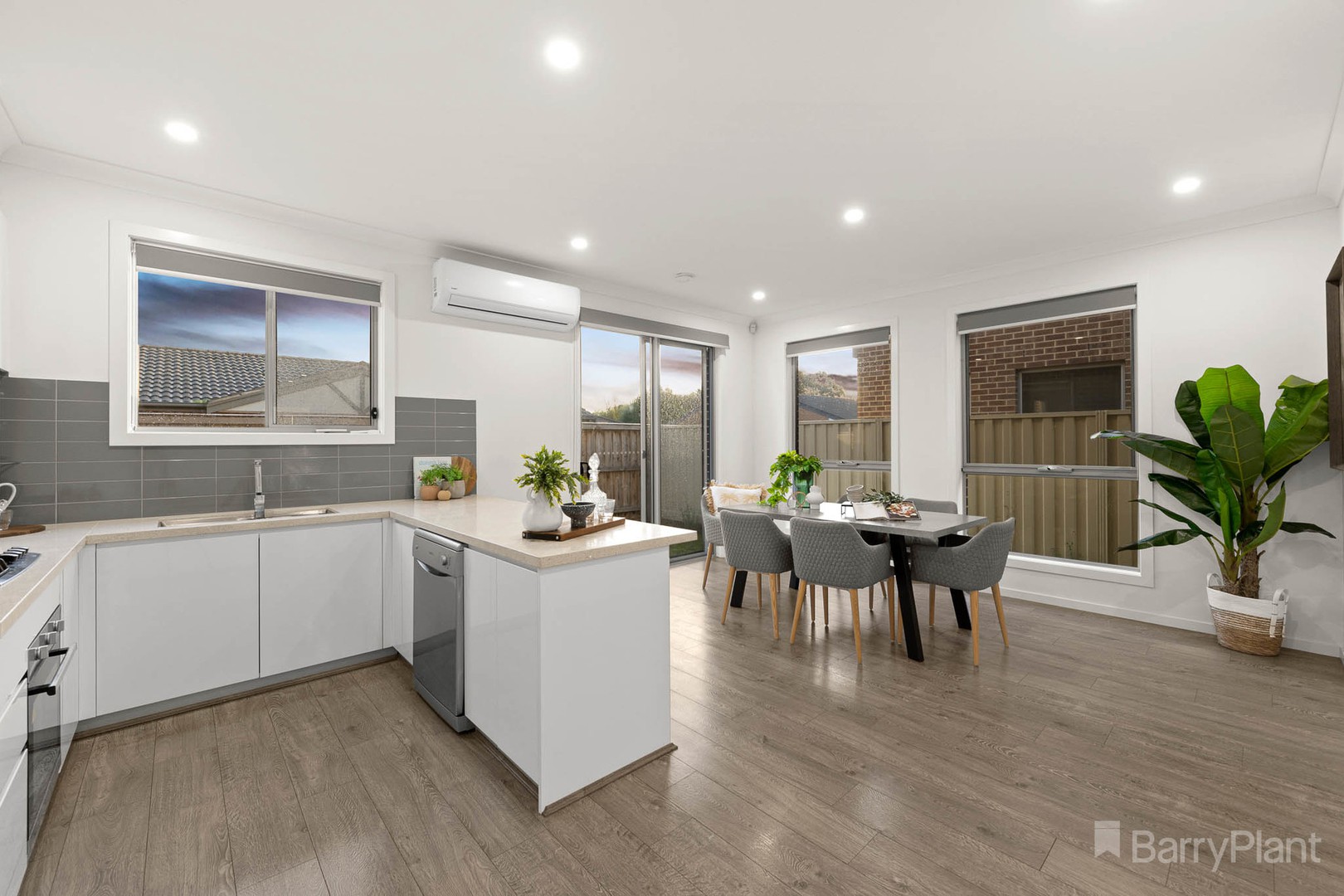 3 Higgins Court, Pakenham, VIC 3810, Pakenham - Thumbnail 6