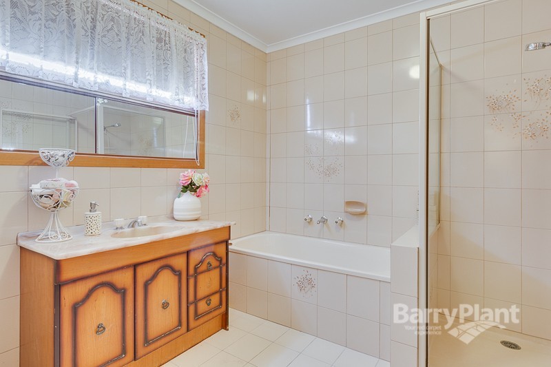 3 Hillview Court, Keilor, VIC 3036, Keilor - Thumbnail 4