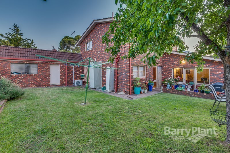 3 Hillview Court, Keilor, VIC 3036 - Thumbnail 2 - 24/04/2026